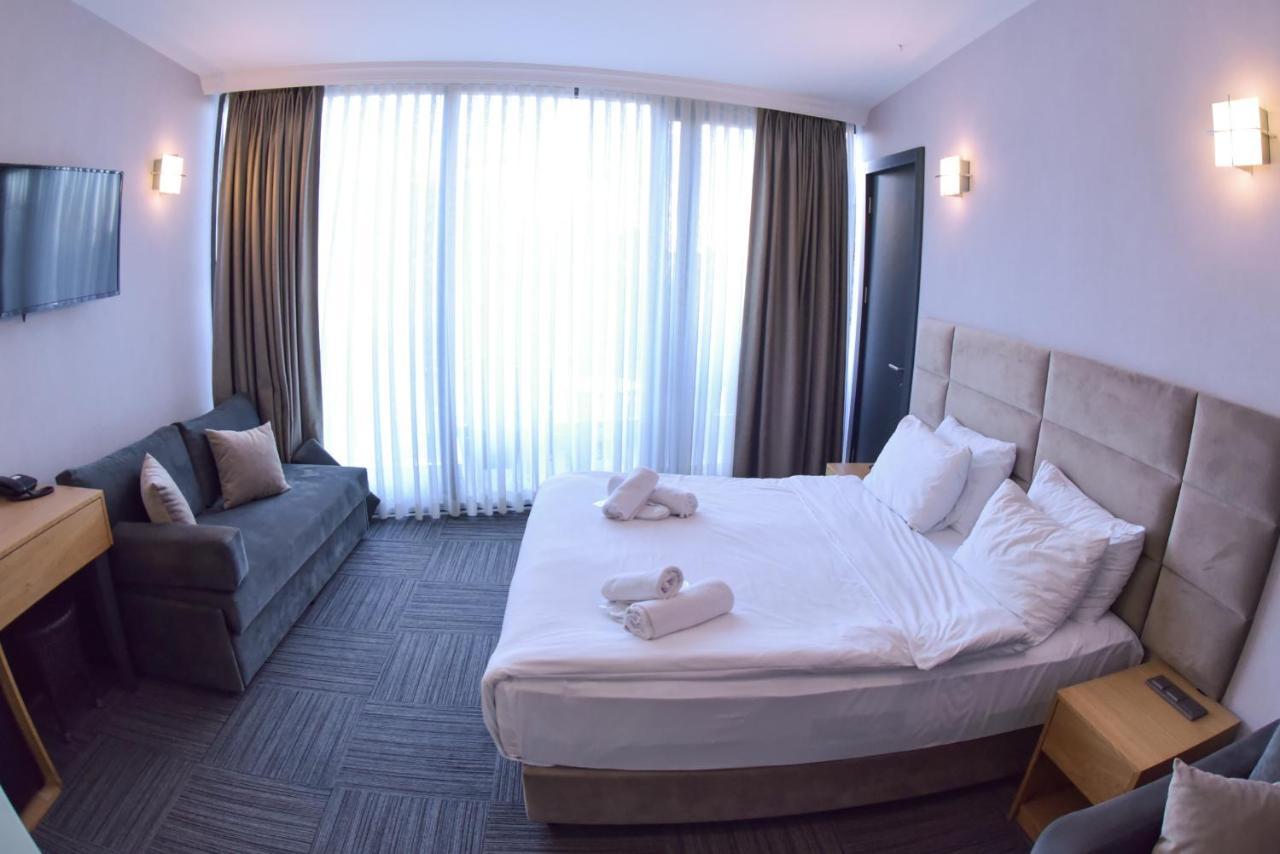 Taksim Hotel V Plus Istanbul Exterior photo