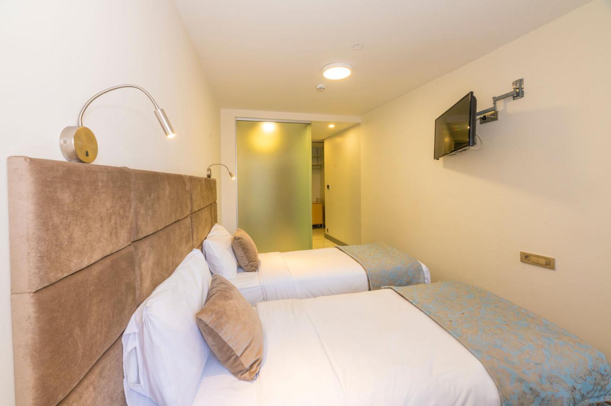 Taksim Hotel V Plus Istanbul Room photo